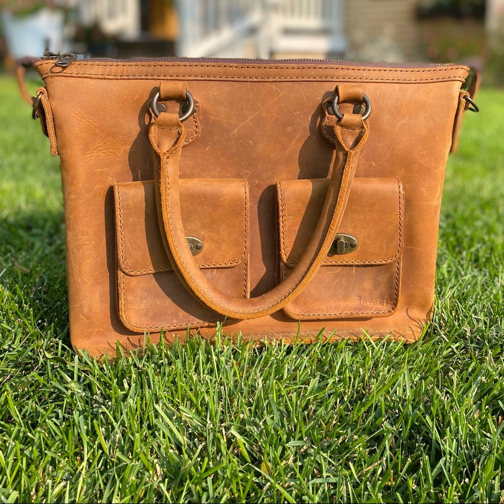 Love41 crossbody tote